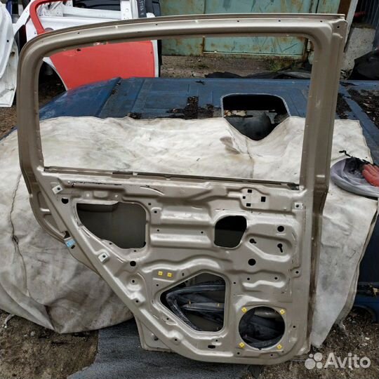 Дверь Hyundai Getz