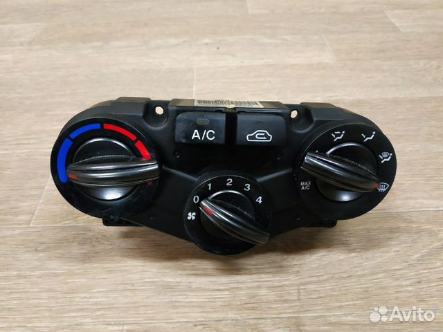 Блок управления отопителем Kia Rio 2 (2005-2011)