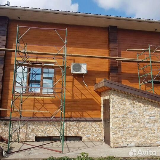 Шлифовка и покраска деревянного дома