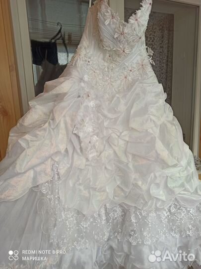 Продам свадебное платье