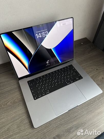 Apple MacBook Pro 16 M1 Pro