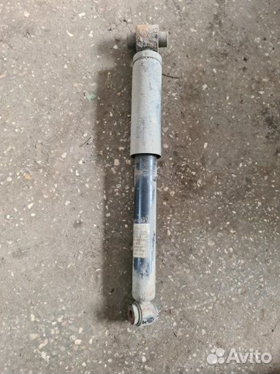 Амортизатор подвески задний Renault Fluence седан