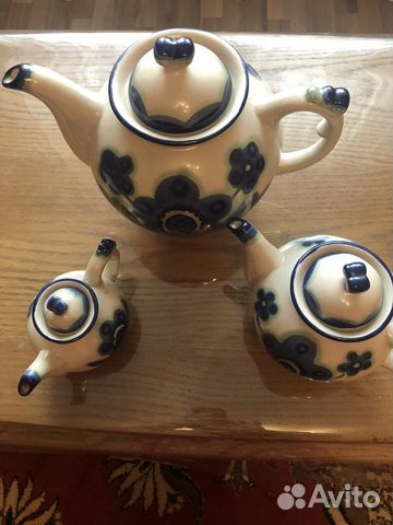 Набор 3 чайника наливной и2 заварных