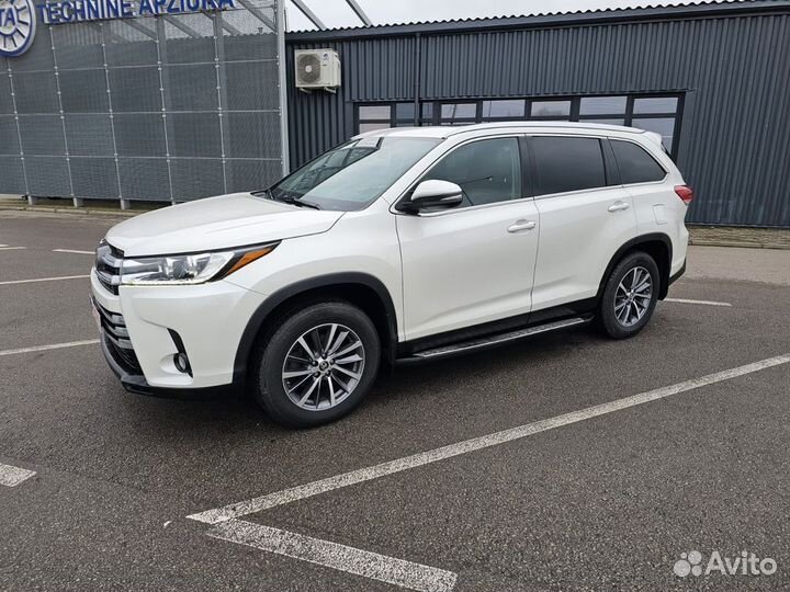 Запчасти б/у Toyota Highlander
