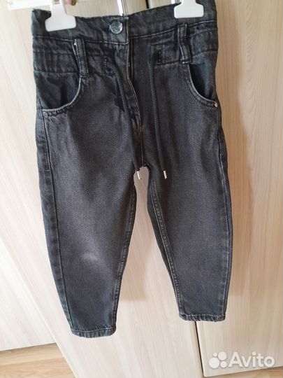 Джинсы для девочки 104-110
