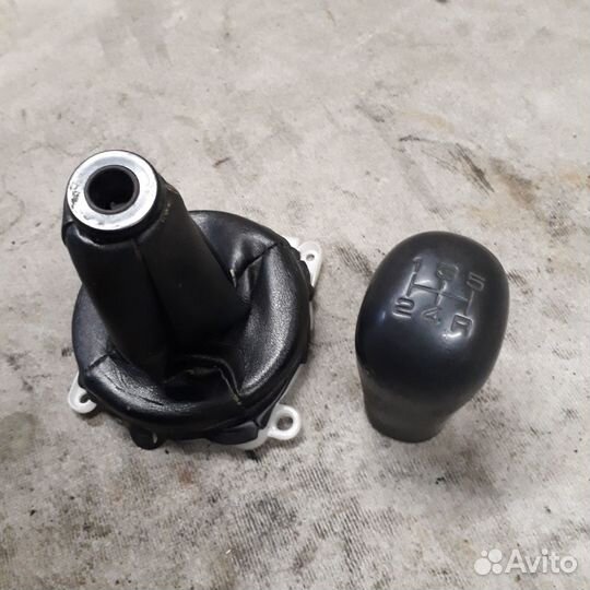 Ручка МКПП + чехол Мицубиси Лансер 9