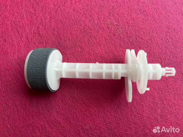 1569314 1573559 Ролик захвата в сборе на оси