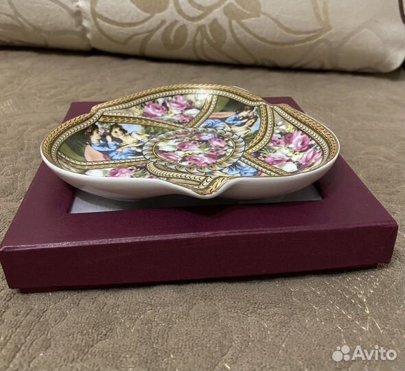 Блюдо тарелка 14 см подарочная