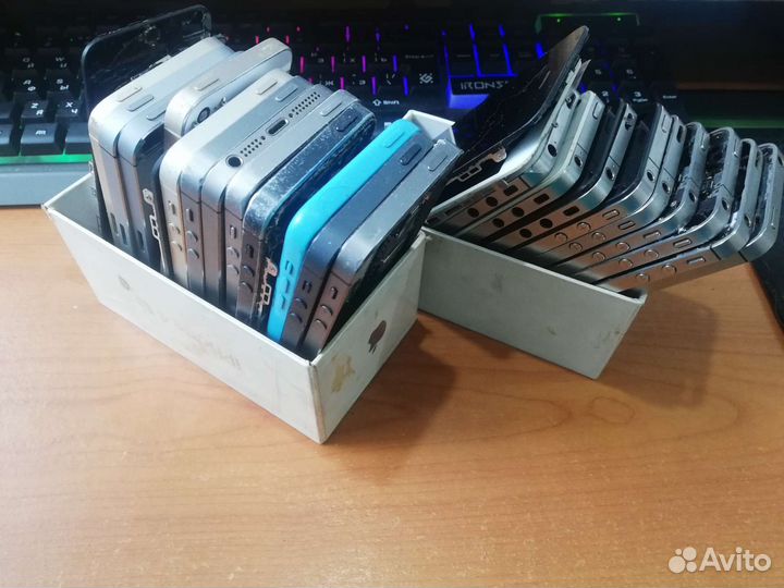 Запчасти на iPhone