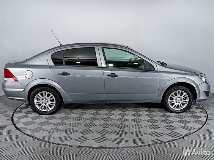 Opel Astra 1.6 МТ, 2011, 179 778 км