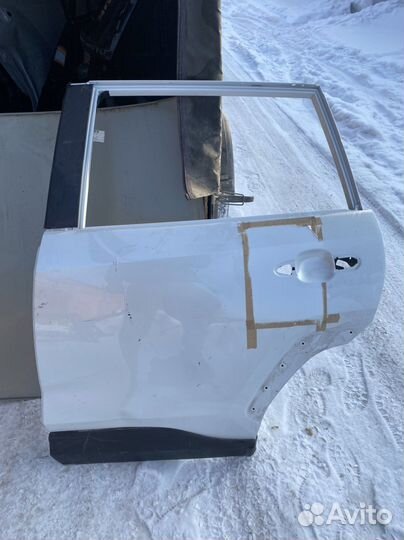 Дверь задняя левая Toyota Rav 4 50