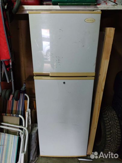 Холодильник daewoo
