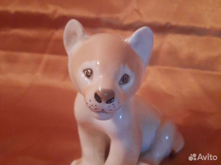 Фарфоровая статуэтка лфз 
