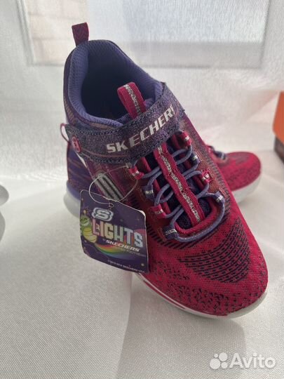 Кроссовки для девочки