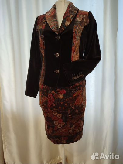 Пиджак жакет бархатный и юбка 46 размер