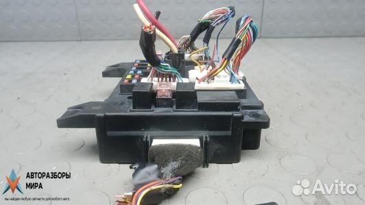 Блок предохранителей Citroen C-Crosser 2008