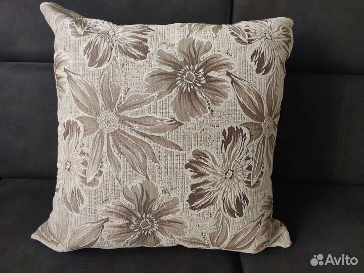 Подушка декоративная