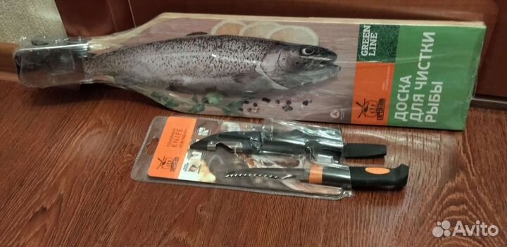Подарок рыбаку. Доска с прищепкой и нож рыбака для