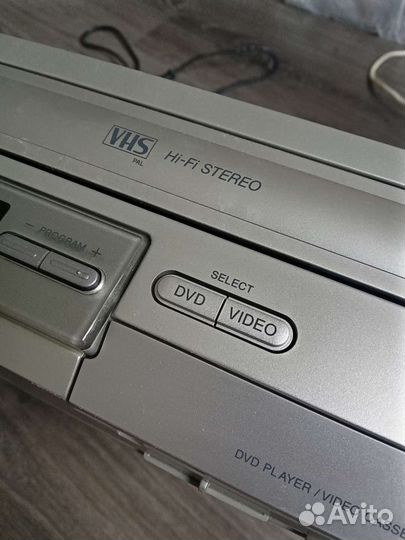 Видеомагнитофон с DVD Sony Hi-fi Stereo