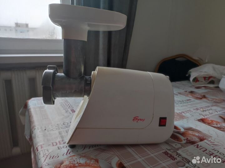 Мясорубка электрическая бу