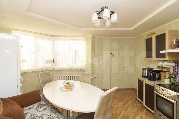 2-к. квартира, 67 м², 8/16 эт.