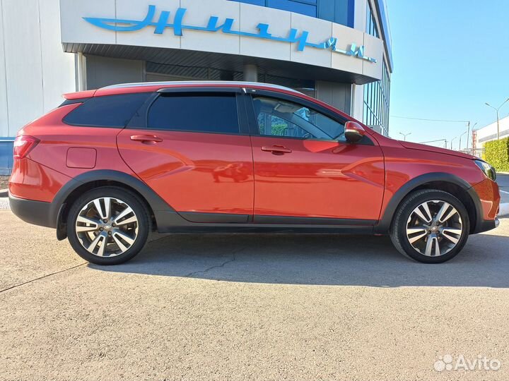 LADA Vesta Cross 1.8 AMT, 2019, 49 591 км