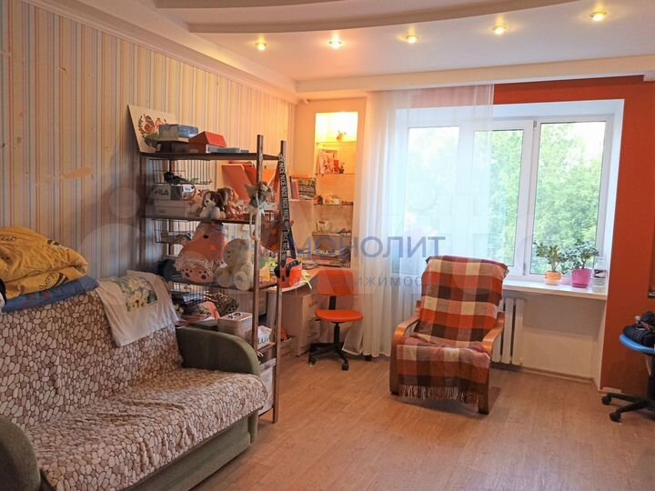 2-к. квартира, 81,4 м², 2/5 эт.