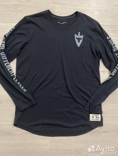 Лонгслив Under Armour The Rock