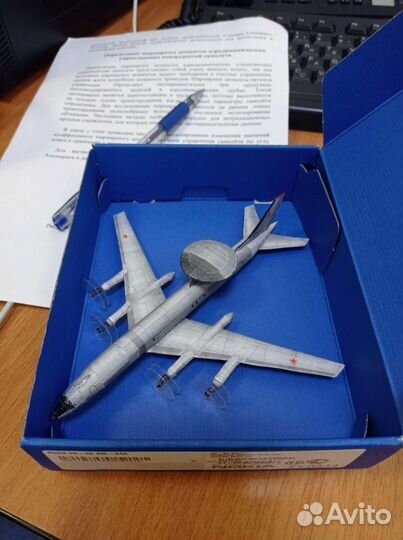 Модель самолёта Ту-126 