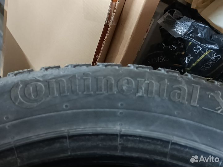 Continental IceContact 2 215/55 R17 98T