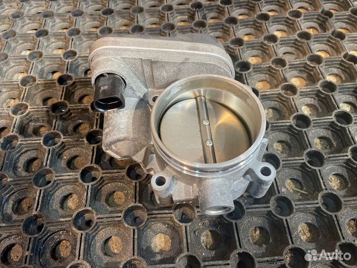 Дроссельная заслонка Bmw 5 E60 N52B25 AF 2005