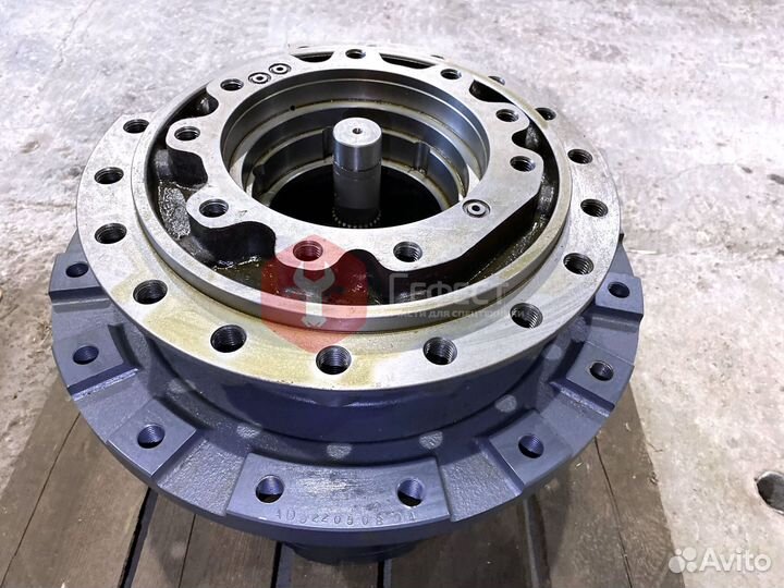 Бортовой редуктор Hitachi ZX240-hcme 9233688