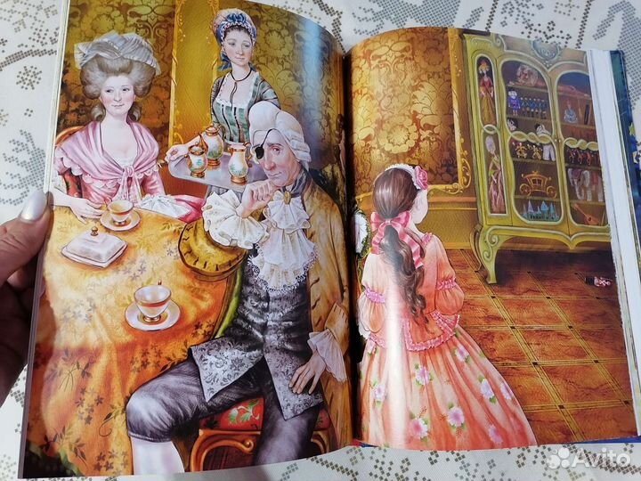 Детские книги в подарок с красивыми иллюстрациями