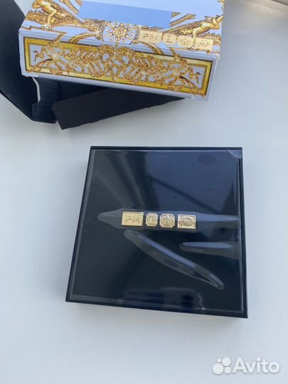 Pat Mcgrath Interstellar icon