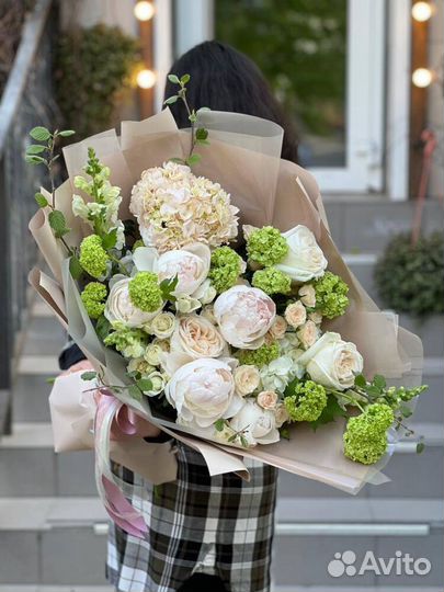 Букеты с герберами и гвоздиками. Доставка