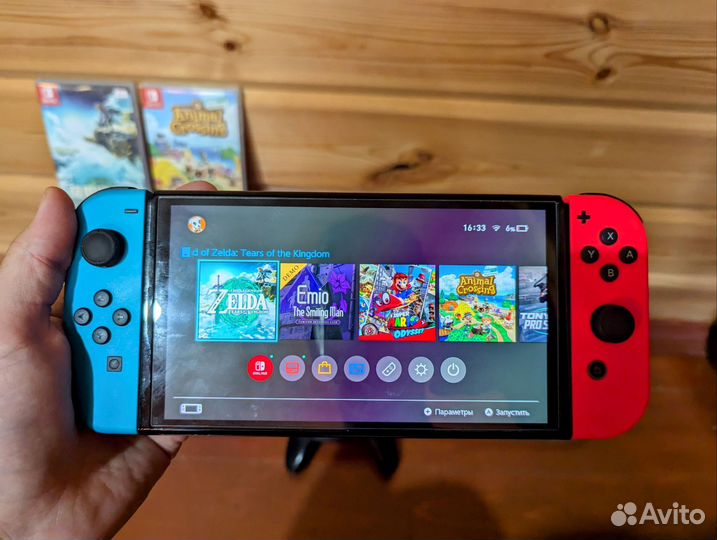 Nintendo Switch Oled 64Гб + геймпад + игры