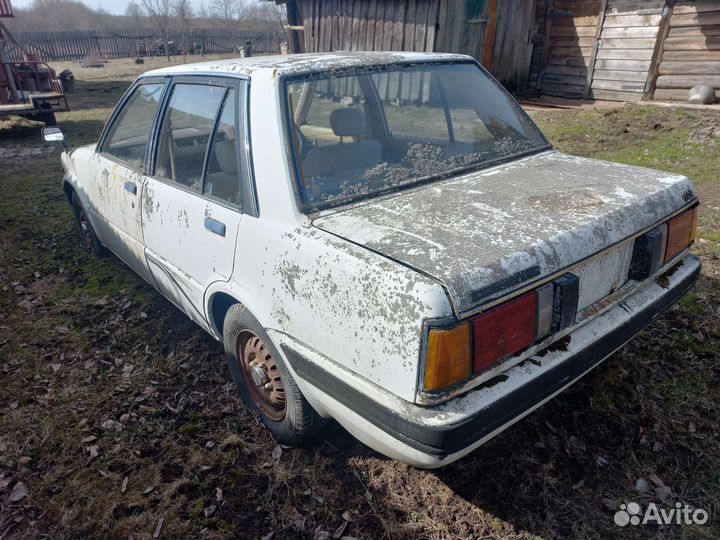 Nissan Violet liberta