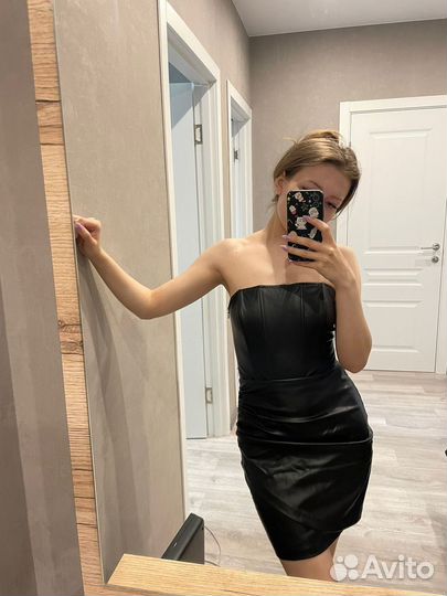 Кожаное платье zara