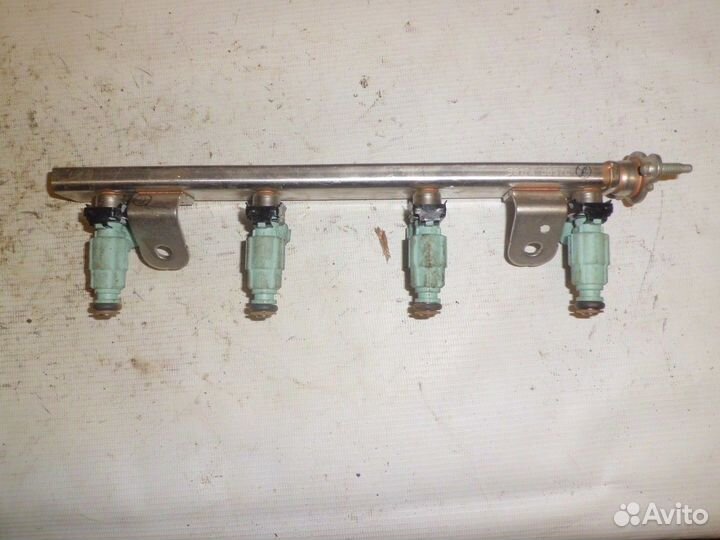 Рейка топливная (рампа) (Hyundai Solaris)