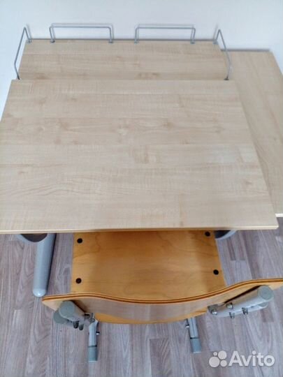 Растущая парта и стул дэми