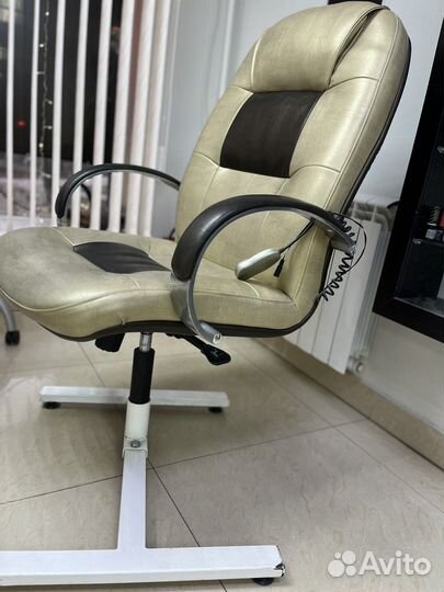 Кресло для педикюра бу
