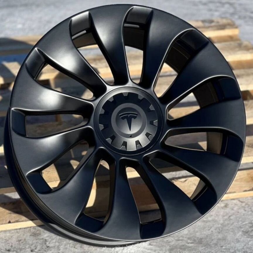 Литые диски Tesla 9.5×R20 5×114.3