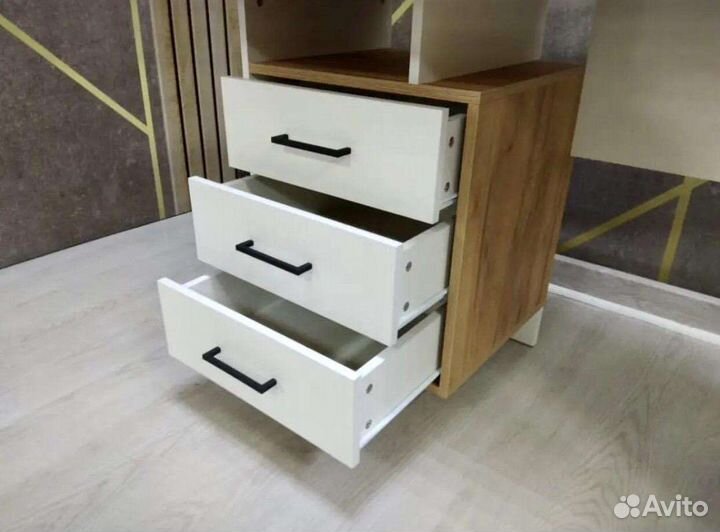 Компьютерный стол лайт новый