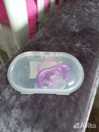 Пустышка avent 6-18 новая