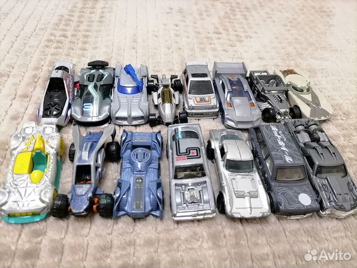 Машинки хот вилс hot wheels