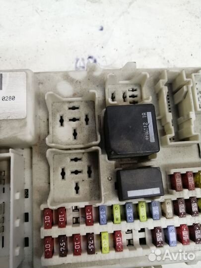 Блок предохранителей объем 1.8 МКПП Ford Focus 2