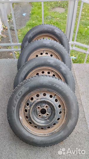 Pirelli Ice Zero 195/65 R15