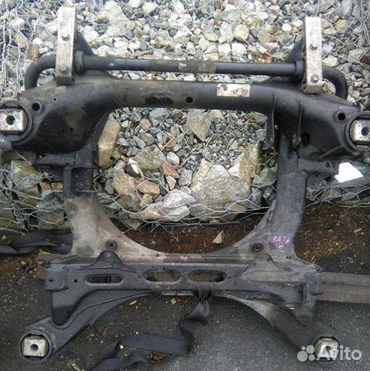 Балка передняя Volkswagen Touareg