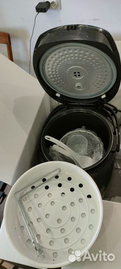 Мультиварка redmond rmc m90