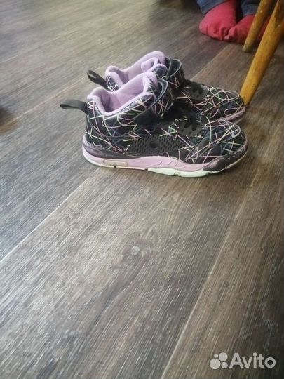 Кроссовки утепленные для девочки